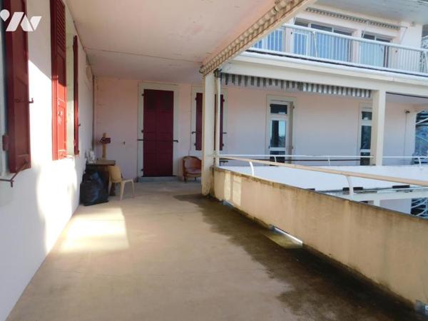 Atelier d'artiste / Local de stockage