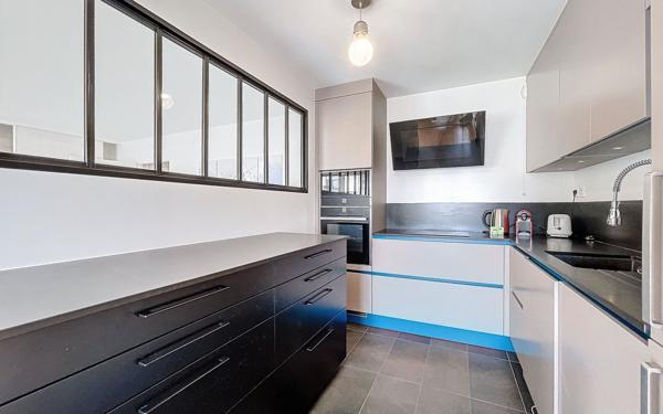 Appartement à louer    4 pièces • 100,34 m2 Montrouge