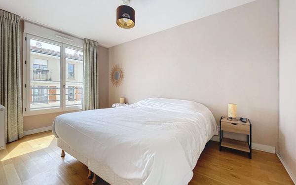 Appartement à louer    4 pièces • 100,34 m2 Montrouge