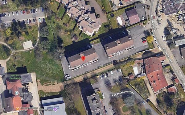 Stationnement à louer    15 m2 Ambilly