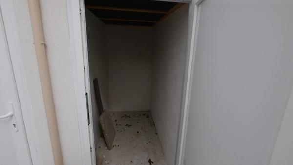 Dpt Val de Marne (94), à louer CRETEIL appartement T2, rez-de-jardin. Construction 2021.