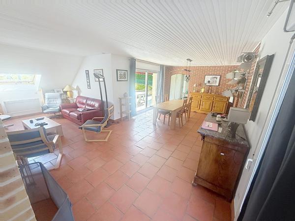 À vendre - Maison individuelle, 5 pièces située à Saint-Martin-le-Beau (37270)
