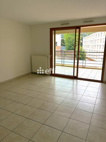 Appartement
         3 pièces
        - 75 m² Exclusivité 390 000 € *