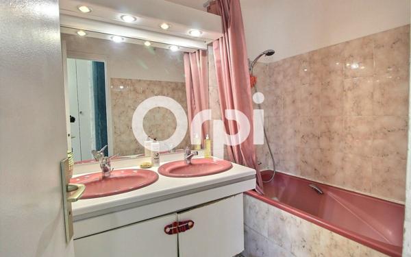 Appartement à vendre    4 pièces • 75 m2 Marseille 10