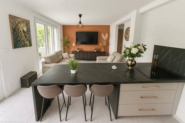 ESPLANADE - COMME NEUF