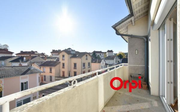 Appartement à vendre    4 pièces • 90,02 m2 Oullins