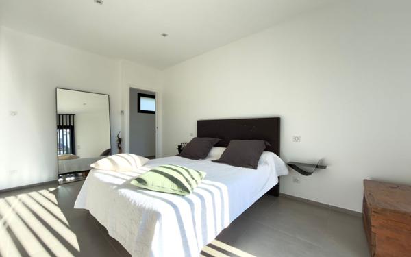 Maison à vendre    5 pièces • 190 m2 Saint-Rémy-de-Provence