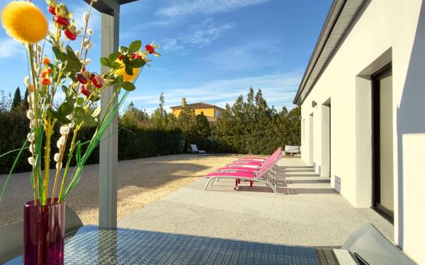 Maison à vendre    5 pièces • 190 m2 Saint-Rémy-de-Provence