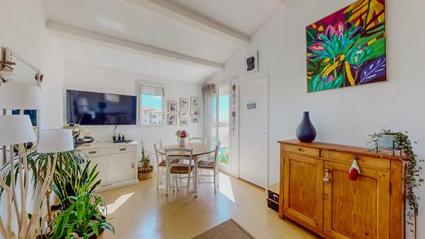 Appartement T3 (2 cabines) à Saint Pierre la Mer avec parking et 2 balcons!