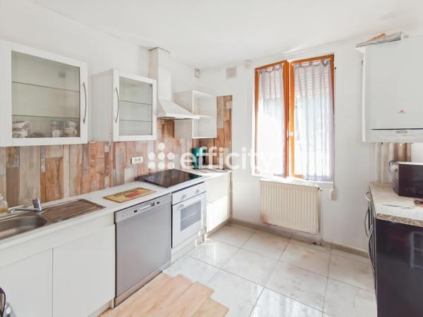 Maison
         6 pièces
        - 94 m² Exclusivité