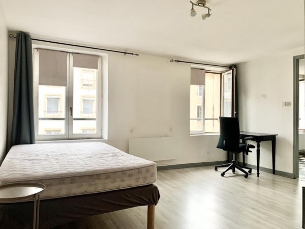 Appartement
         2 pièces
        - 31 m² Exclusivité 79 000 € *