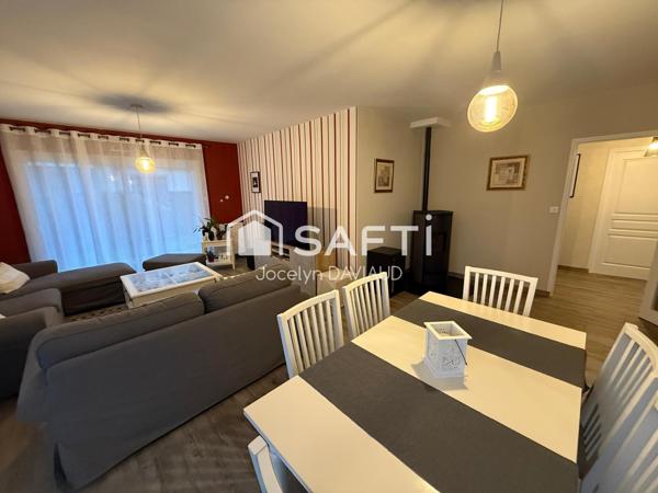 Déposez vos valises dans cette jolie maison