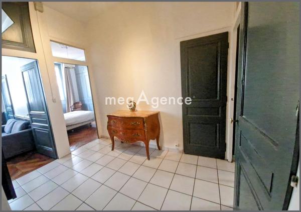 Appartement à Lyon 2e Arrondissement, 69002 - 2 pièces 85m²