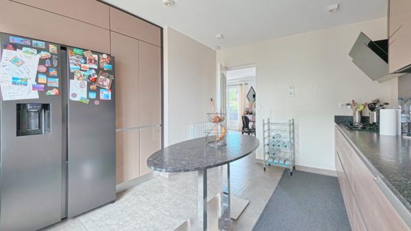 Maison 7 pièces - 225 m²