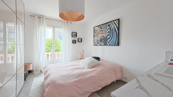 Maison 7 pièces - 225 m²