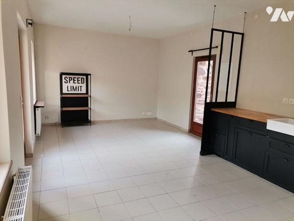 MONTFORT SUR MEU - EXCLUSIVITE, charmante maison de ville en pierres avec jardin de 200 m²