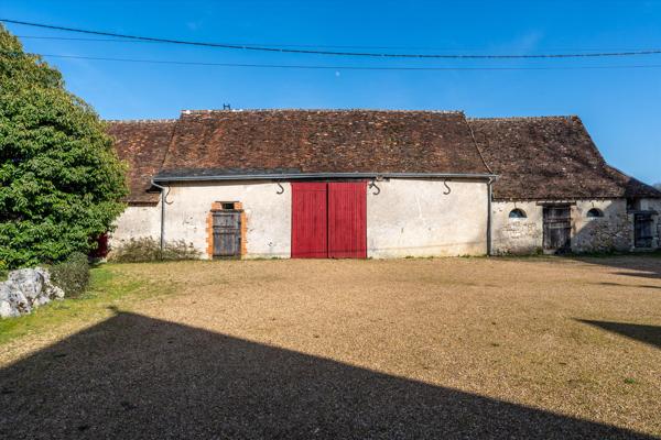LUYNES - PROPRIéTé TYPE RELAIS DE CHASSE