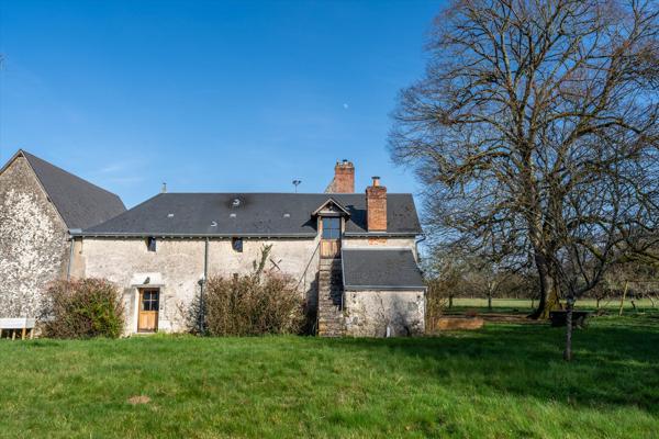 LUYNES - PROPRIéTé TYPE RELAIS DE CHASSE