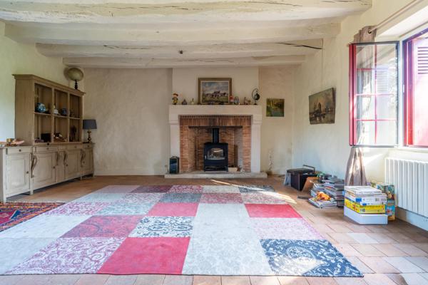 LUYNES - PROPRIéTé TYPE RELAIS DE CHASSE