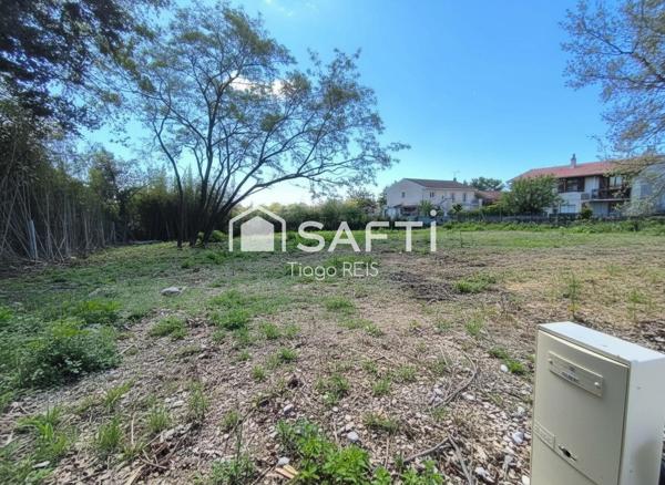 Seysses : Terrain viabilisé 687m² en impasse