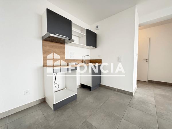 Location Appartement 2 pièces 42.2 m² - ROUTE DE SETE Agde 34300