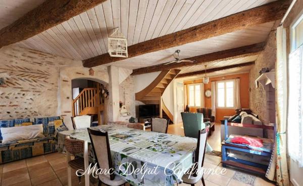 Maison de village 169 m² habitables + garage + terrasse et mezzanine – Elne Centre historique – Idéal investisseur ou famille ELNE (66)