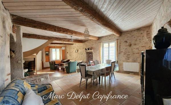 Maison de village 169 m² habitables + garage + terrasse et mezzanine – Elne Centre historique – Idéal investisseur ou famille ELNE (66)