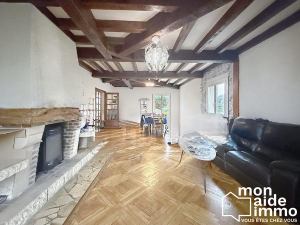 Vaste maison idéalement située