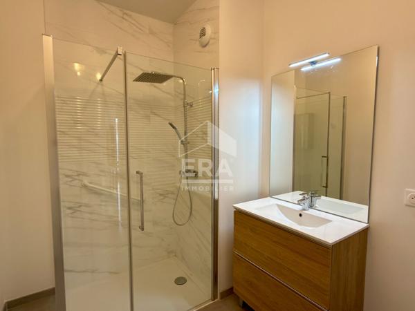 Appartement 3 pieces avec parking sur la Presqu'île de CAEN