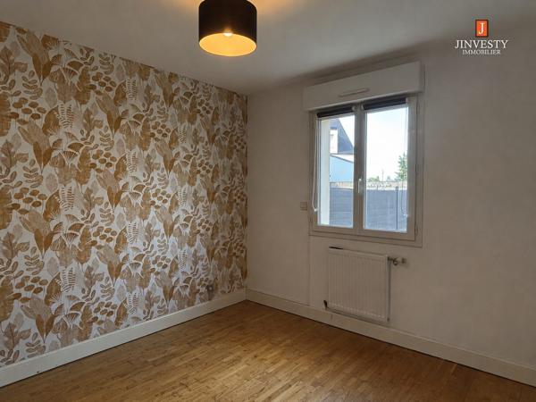 Maison individuelle de plain-pied – 2 chambres – Jardin – Garage
