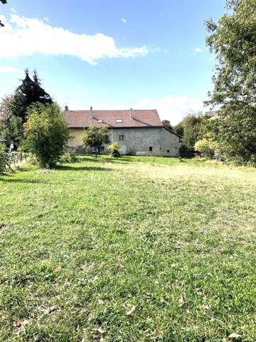 Vente / Terrain constructible à Larringes (74500)
