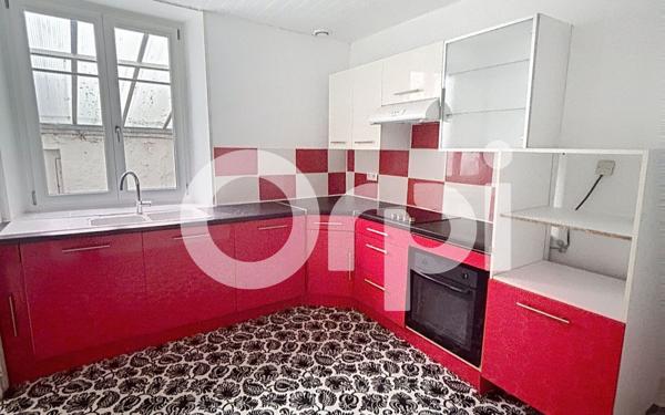 Immeuble à vendre    5 pièces •  Neufchâteau