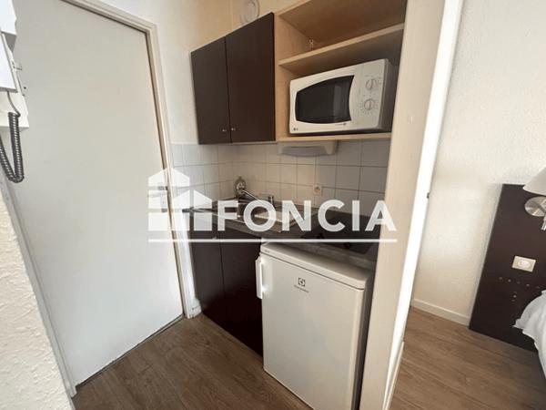 Location Studio meublé 20.99 m² - 17 RUE COLSON Lille 59000