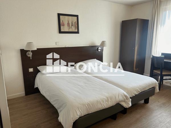 Location Studio meublé 20.99 m² - 17 RUE COLSON Lille 59000