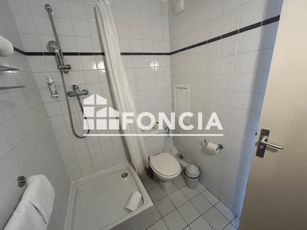 Location Studio meublé 20.99 m² - 17 RUE COLSON Lille 59000