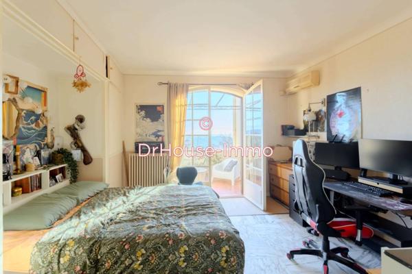 Maison à vendre 10 pièces de 300 m²