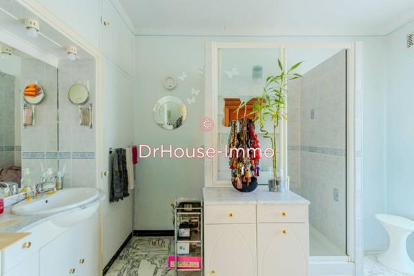 Maison à vendre 10 pièces de 300 m²