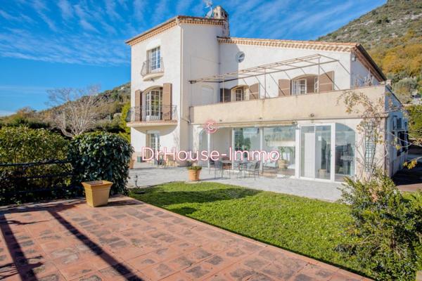 Maison à vendre 10 pièces de 300 m²