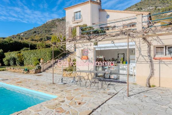 Maison à vendre 10 pièces de 300 m²