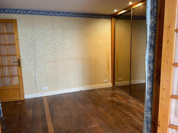Appartement de 65 m2 (RDC) hyper centre