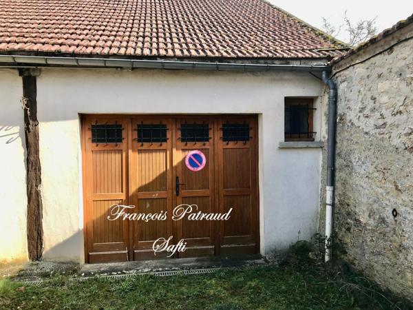 Appartement de 65 m2 (RDC) hyper centre