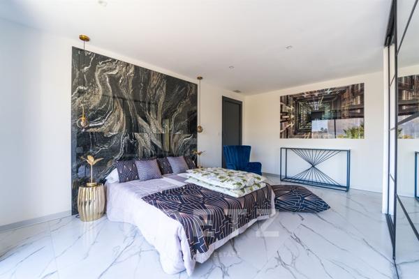 Villa contemporaine en bord de mer
