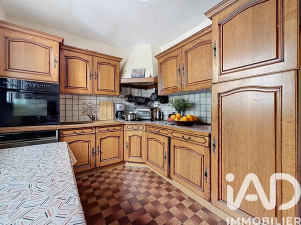 Maison à vendre 5 pièces 175 m² Saint-Chéron
