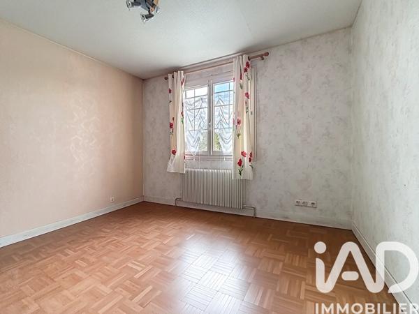 Maison à vendre 5 pièces 175 m² Saint-Chéron