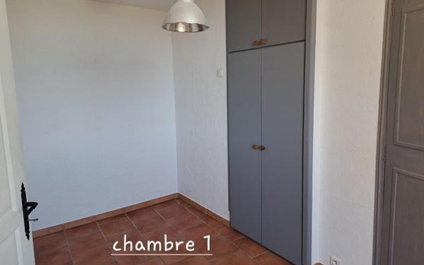 Appartement à vendre    3 pièces •  Puimoisson