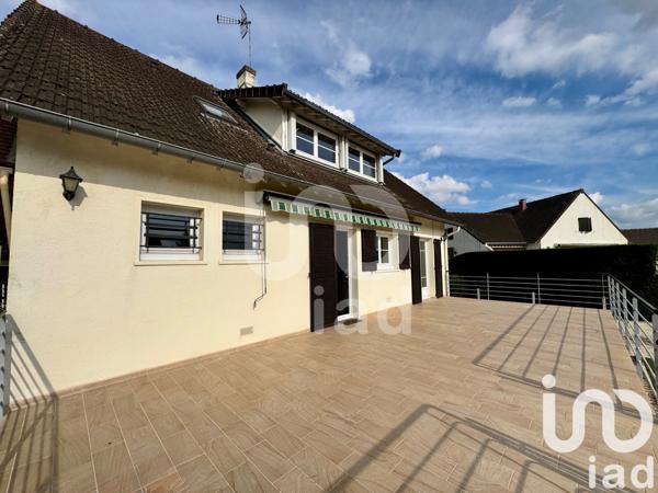 Maison à vendre 7 pièces 145 m² Verneuil-l'Étang