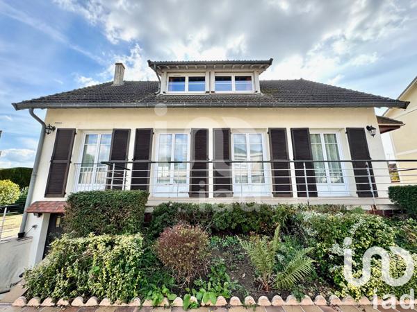 Maison à vendre 7 pièces 145 m² Verneuil-l'Étang