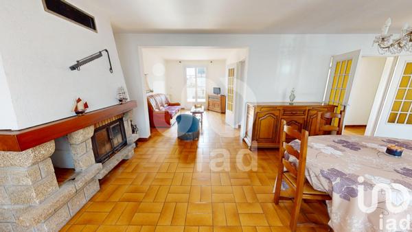 Maison à vendre 7 pièces 145 m² Verneuil-l'Étang