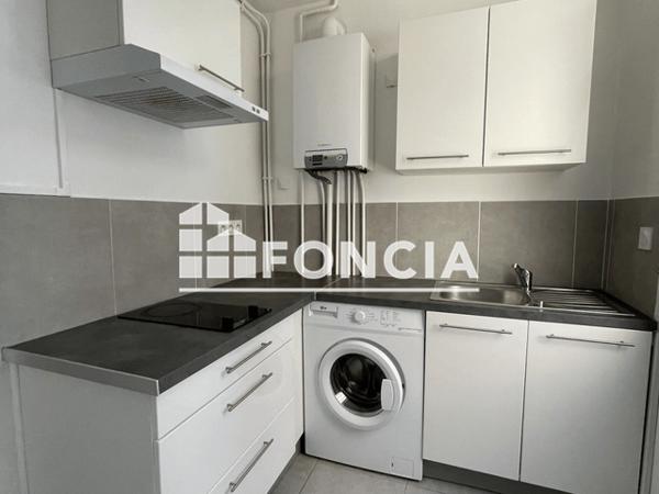 Location Appartement 2 pièces 32.57 m² - 13 RUE MICHELET Charleville Mezieres 08000