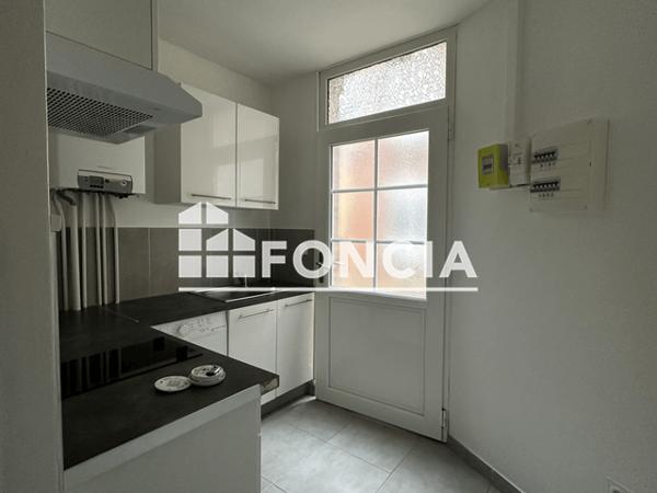 Location Appartement 2 pièces 32.57 m² - 13 RUE MICHELET Charleville Mezieres 08000